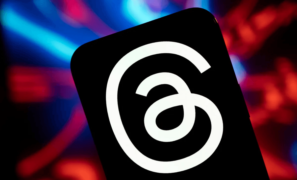 Theo mặc định, Threads sẽ bắt đầu hiển thị những người khác khi bạn trực tuyến